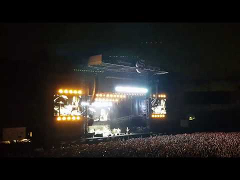 Foo Fighters w/ Rick Astley - Never Gonna Give You Up (Live Summer Sonic 2017)