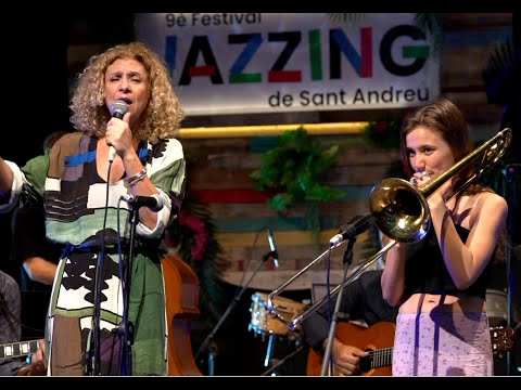 2022  É com esse que eu vou  (SANT ANDREU ABRAÇA BRAZIL ) feat CARME CANELA dir. JOAN CHAMORRO