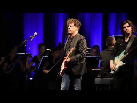 OPRASTAM TI-REGINA SA FILHARMONIJOM