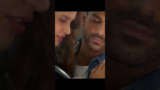 - Paniyo Sa - Satyameva Jayate - John Abraham - Aisha Sharma - Tulsi Kumar -Atif Aslam