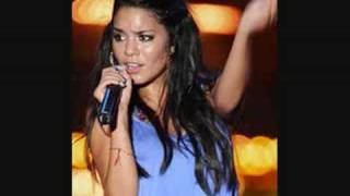 Vanessa hudgens - hook it up -- withh picturess