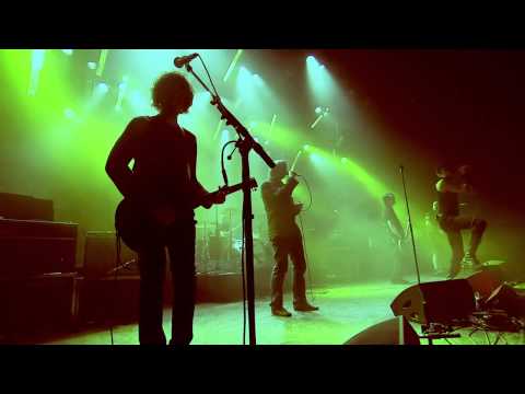 Seigmen Hjernen Er Alene Live Featr. Lars Lillo-Stenberg