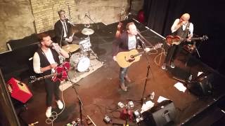 Oldelaf à Avignon le 13 juillet 2015 - Danse et Alain fait du sport !