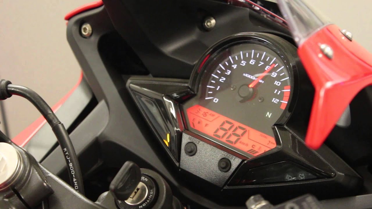 Scorpion Serket Parallel Exhaust - Honda CBR300R (14-19) Video