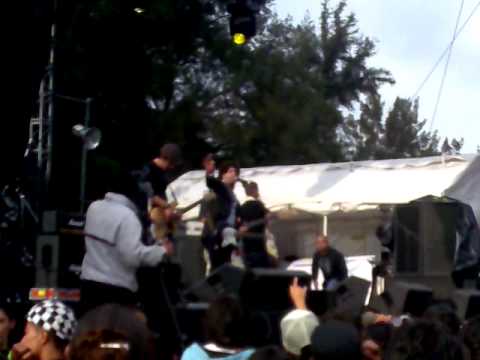 atto & los majestics ft. zabo vive latino 2009