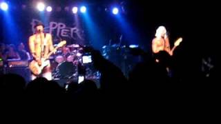 Pepper live Green Hell  Honolulu Hawaii Pipeline Cafe - BEACHSTAND