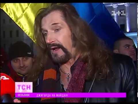 Російський актор Микита Джигурда заспівав на Євромайдані