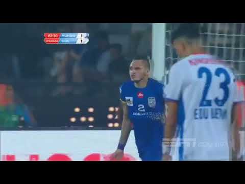 Olha que golaço que Thiago Santos marcou em sua estreia pelo Mumbai City