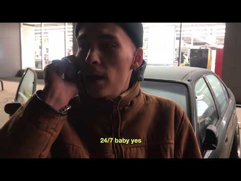 UNCLE SNOW MAKING MONEY 24/7 OUTSIDE THE SUPERMARKET 🤑