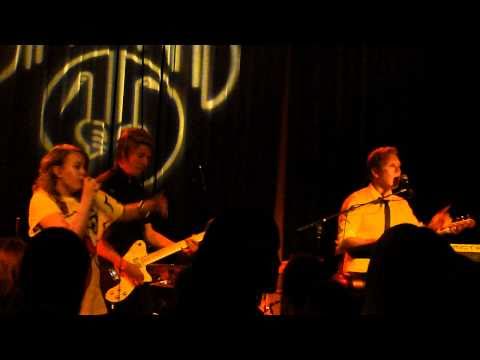 Osmo Ikonen - Sex Machine, HILARIOUS! (Birdland, Helsinki 10.9.2010)