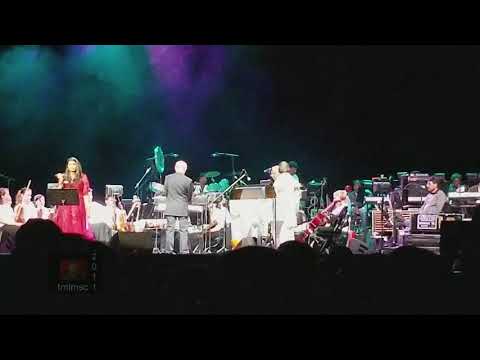 Ilaiyaraja Live In Concert, Toronto 2018 - : Ponmeni Uruguthey By Niranjana
