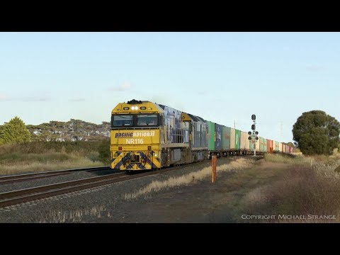 5MA5 Pacific National Container Freight - PoathTV Australian Trains & Railways