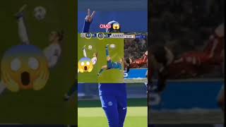 Miniaturka - WTF LOL!!!!!????| #shorts #wtf #wtfmoment #wtfmoments #lol #ronaldo #goat #cr7 #cristiano