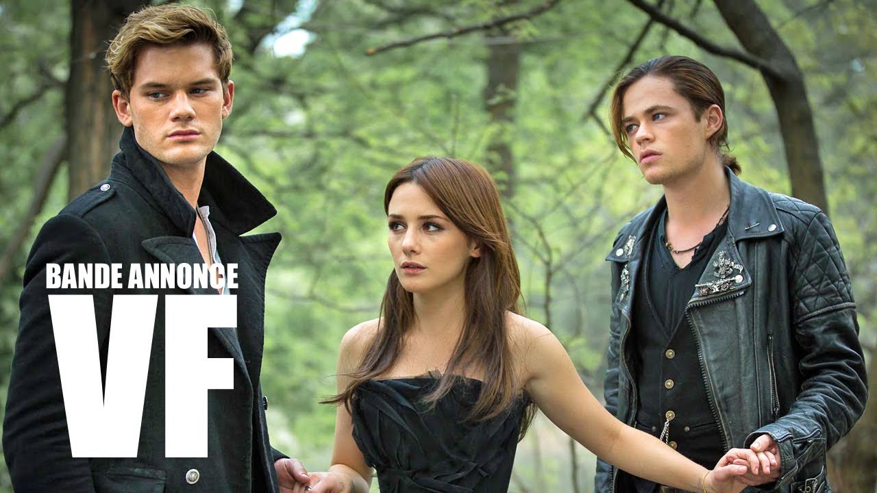 Miniature de la vidéo FALLEN: Les Damnés - Bande Annonce VF du film Fallen : Les damnés