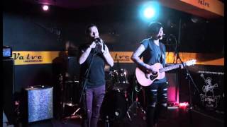 Losing Faith - Mel And Jade (Live At The Valve)