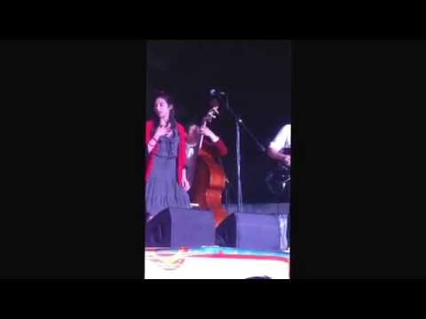 Geraldine Thenoux y Golosa la Orquesta