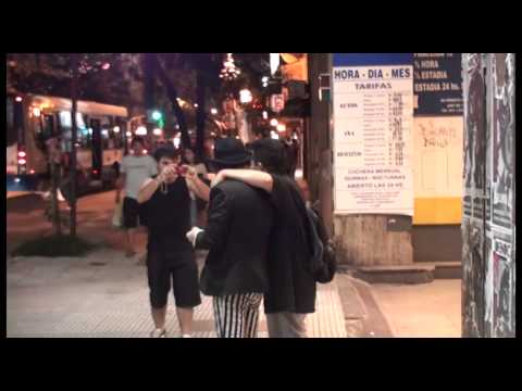 Viejas Locas - Un frasco vacio (video oficial)