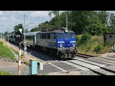 EP07 pociąg IC HALNY relacji Bydgoszcz Głowna- Zakopane przelot przez Zabłocie