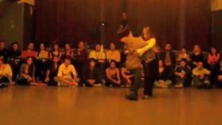 Santiago Dorkas & Cecilia García bailando en TangoCool (Buenos Aires) 3