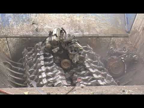 URRACO 95DK Shredding more scrap engine blocks