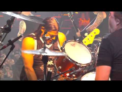 Metallica with Rob Halford -  Rapid Fire  Live (Revolver Golden Gods 2013)