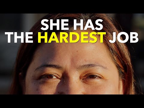她的工作是最難的 (She Has The Hardest Job)