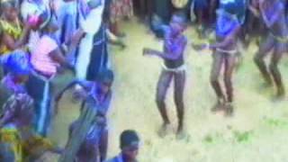 IBISHIKA : Danse & musique des femmes OZAH / OJAH (NIGERIA)