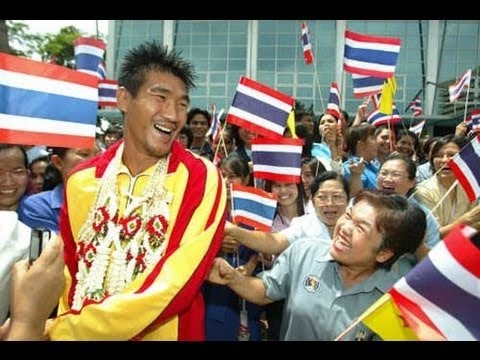 Somrak Khamsing: Fight IQ | Lawrence Kenshin