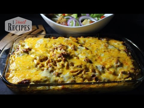 Layered Baked Spaghetti - Easy Dinner Recipes - I...