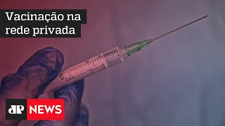 Especialistas criticam negociação de clínicas privadas por vacinas contra a Covid-19