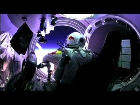 Felix Baumgartner jump.Red Bull Stratos HD full video 120000 ft 36km jump