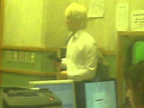 Sungmin arrival at Kiss The Radio 120802