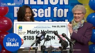 North Carolina mom claims massive Powerball lottery prize - Daily Mail