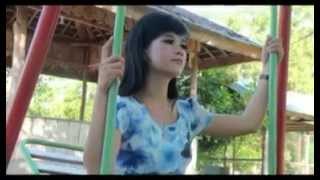 Download lagu Lagu Dayak Kalimantan Tengah HATUE PUJAAN artis Yety Miri mp3