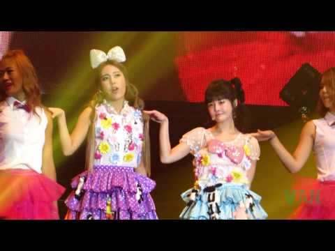 [FANCAM] - IT'S T-ARA TIME IN HONG KONG 10082013 - SOAP BUBBLES (QRI + BORAM)