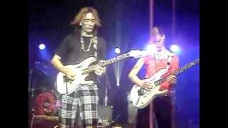 Yasi Hofer playing with Steve Vai, Ulm, 2007