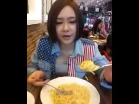 TasteTesting 3 em CapricciosA @Rawr-LookOut Vlog