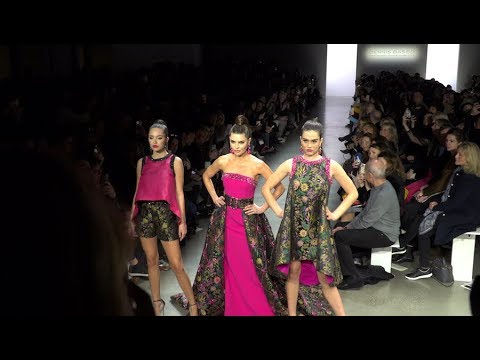 Lisa Rinna and Daughters Take the Runway Together at Dennis Basso NYFW Fall 2020