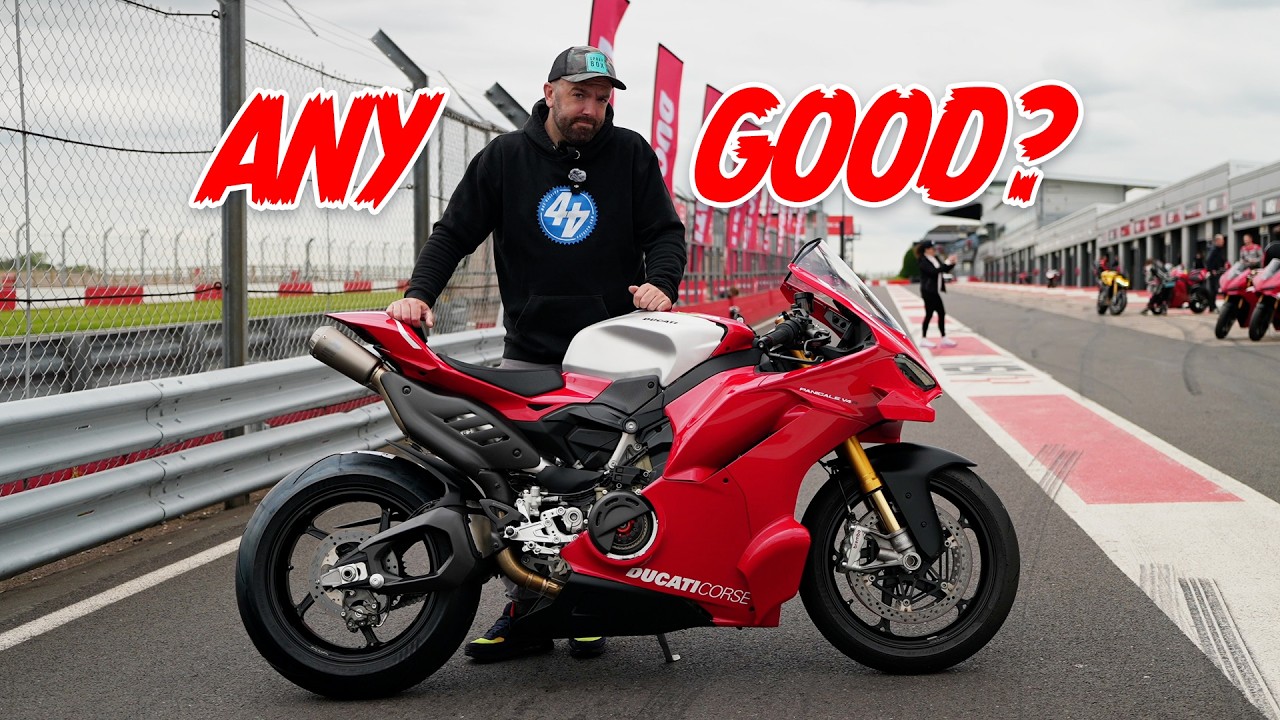 Ducati V4R | On TRACK at Donington Park