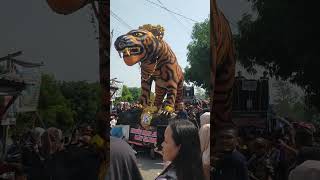 Download lagu Arak Arakan Desa Jambe Kertasemaya Indramayu mp3