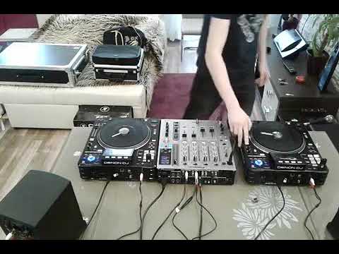 Bochenka Back To Terminal w Mono Club