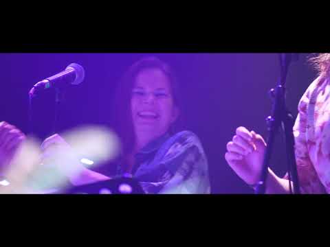 Candlelight Ficus // Hardly Breathin (Live in Graz)