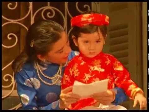 Thể hiện bởi Tam Ca Áo Trắng