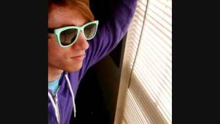 Backseat Goodbye- 32 Ways To Make You Smile w/ lyrics