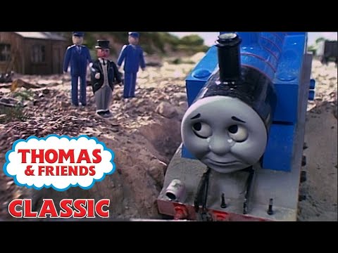 Thomas Doesn't Pay Attention | Kids Cartoon | Thomas & Friends Cartoons - Official Channel