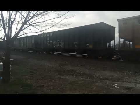 NS 7558 and NS 4750 leads loaded coal train