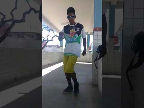 (MC Menininho e MC Th) vaii com Rabetão No chão