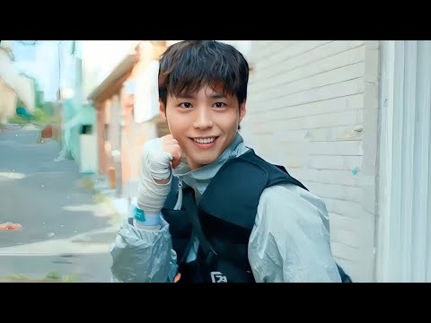 A Former Boxer Joins the Police — They Think He’s Cute, Not Knowing He’s a Beast.