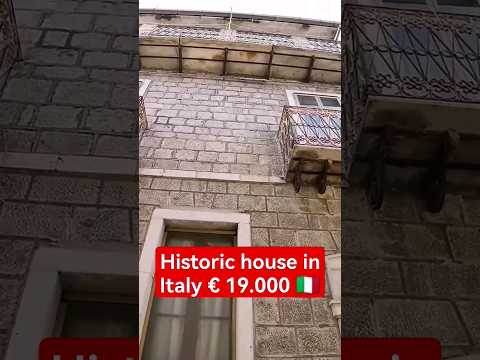 Old stone house of character with garage and terrace for sale in Italy | Property Tour €19K
