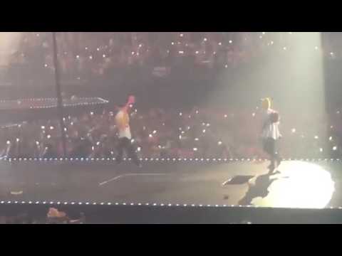 [FANCAM] 160911 EXO Baekhyun @ EXOrDIUM in BKK, Day 2 Daisy RfStewart